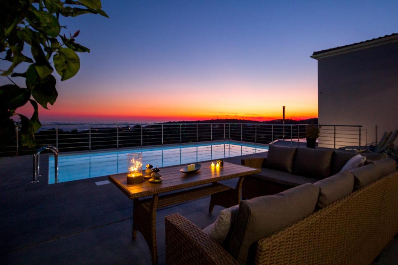 The View Villa Maries  Luaran gambar