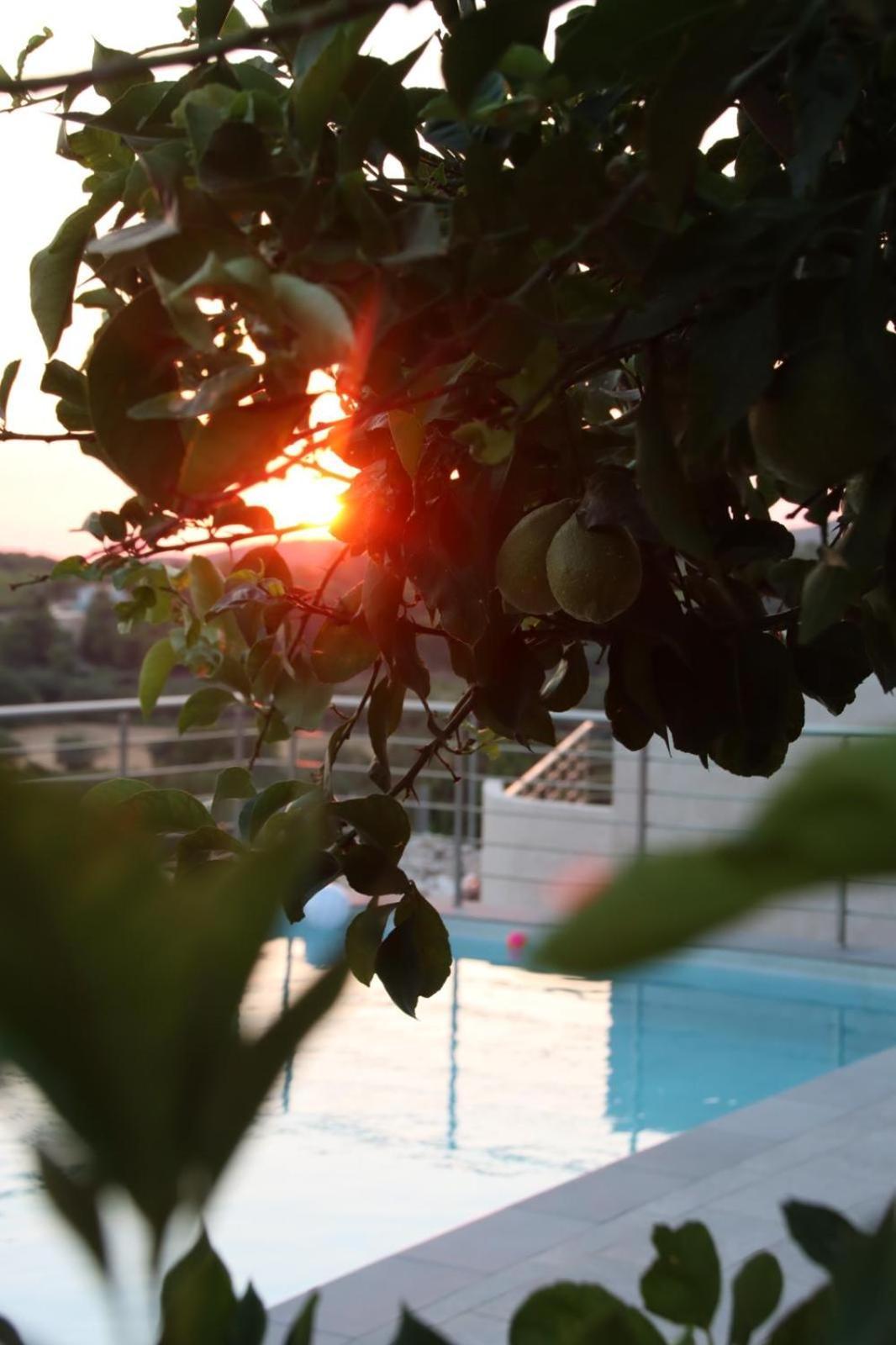 The View Villa Maries  Luaran gambar